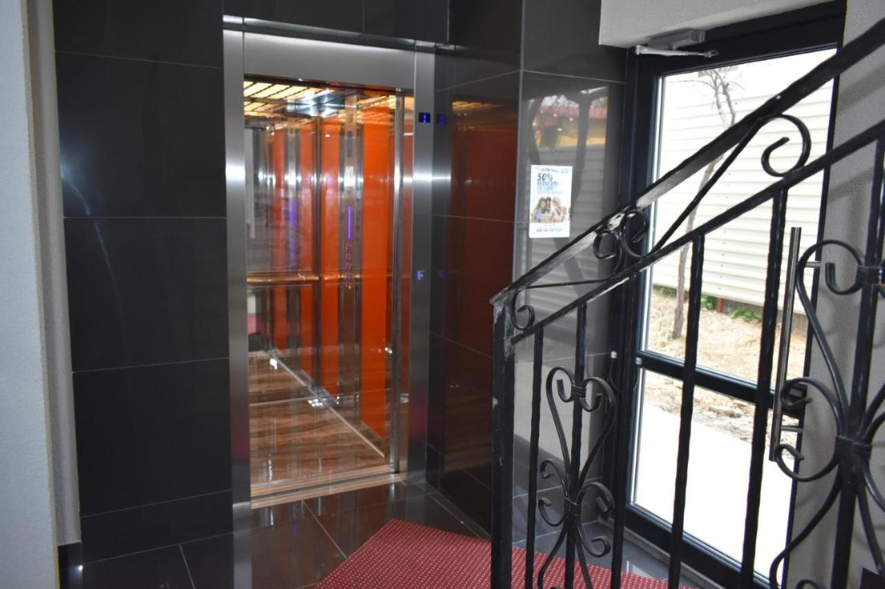 Cozy Apartment In The Heart Of Iasi - Palas Mall Luaran gambar